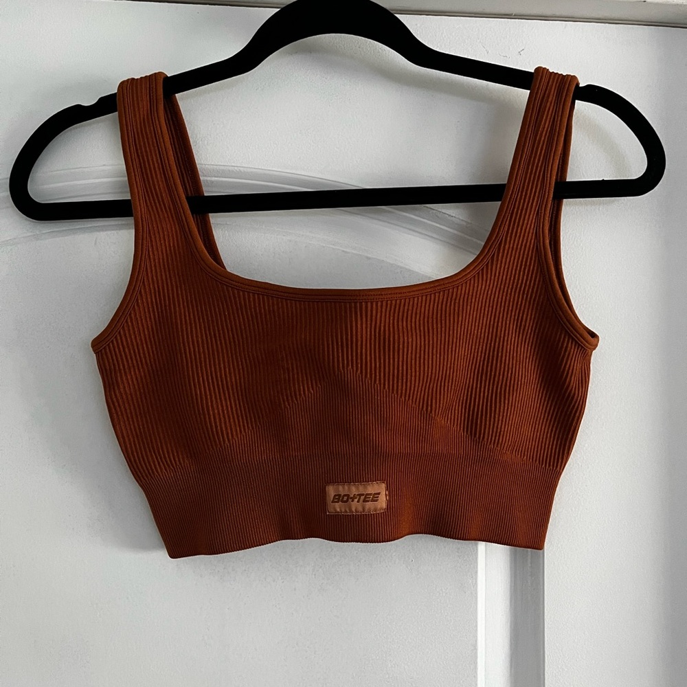 Bo + Tee Ribbed Sports Bra